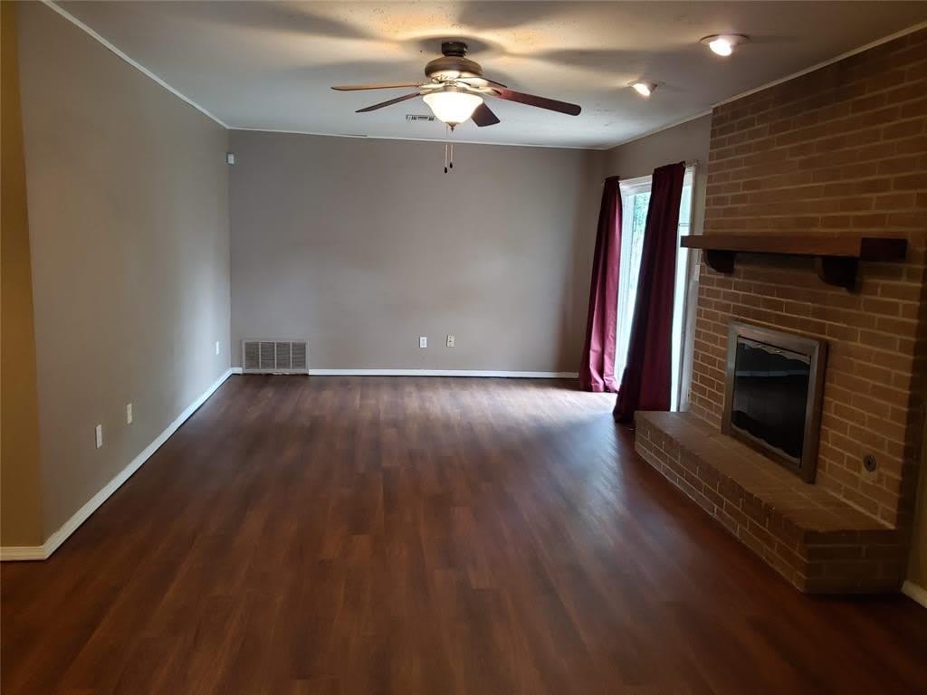 1932 Elmhurst Drive – photo 3