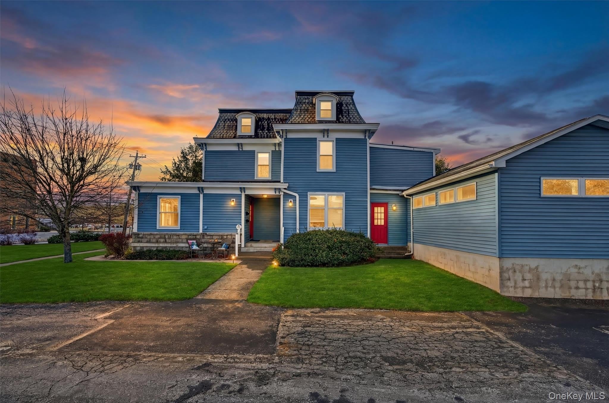 12 Scotchtown Avenue – photo 1