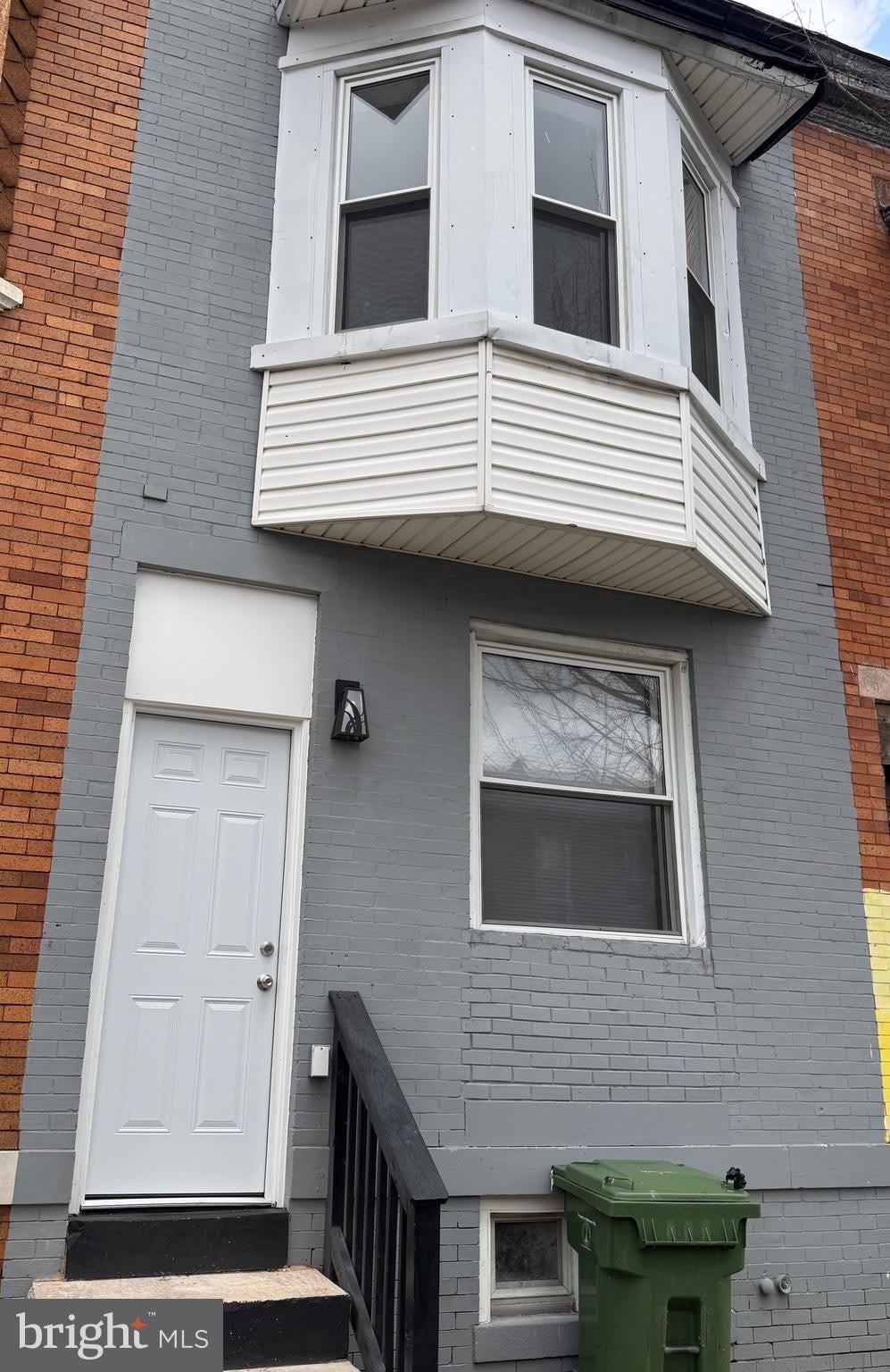 2606 W FAIRMOUNT Avenue – photo 1