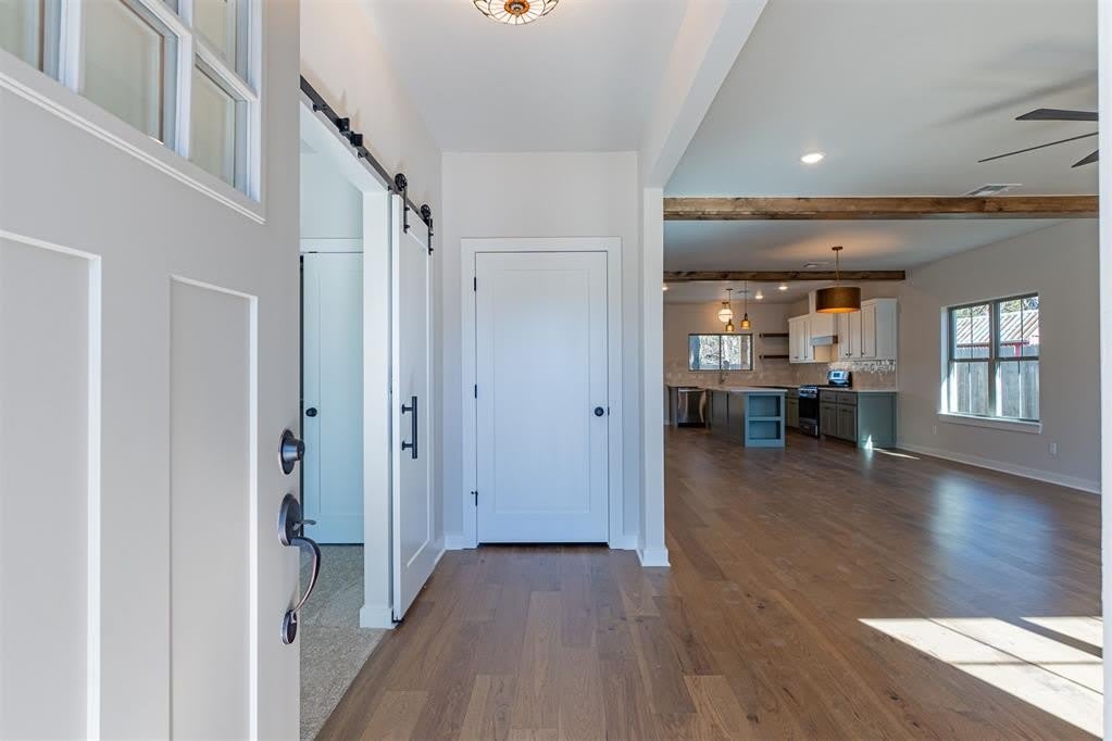 1521 Cruce Street – photo 5