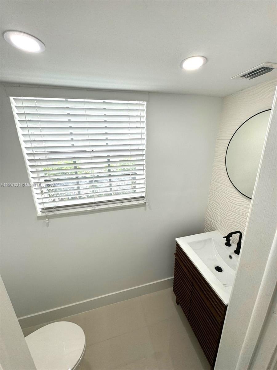 3619 South Le Jeune Road – photo 3