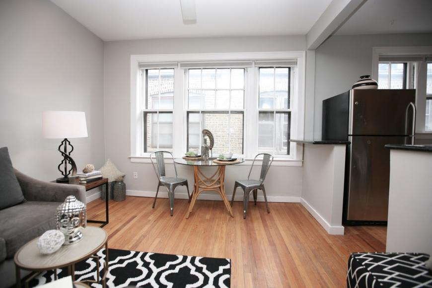 438 W Surf Street – photo 5
