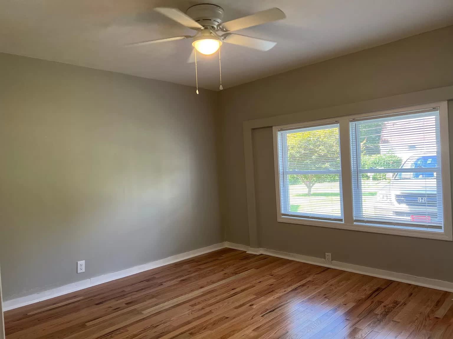10 Riverside Street – photo 5