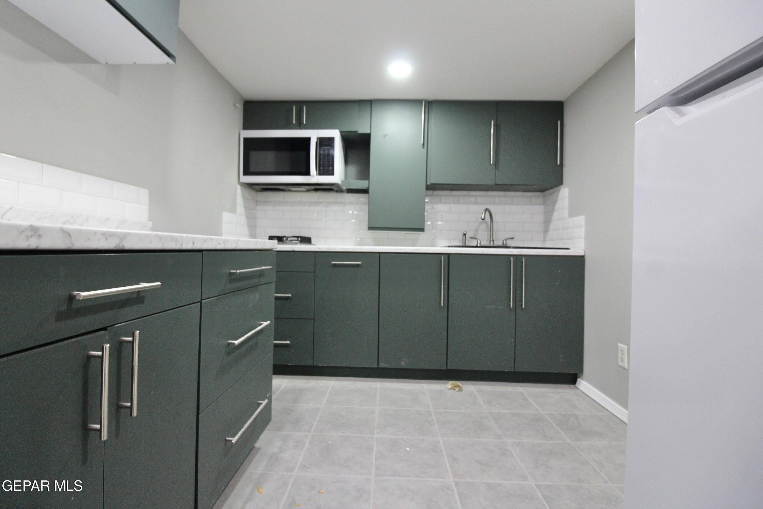 1408 Arizona Avenue – photo 1
