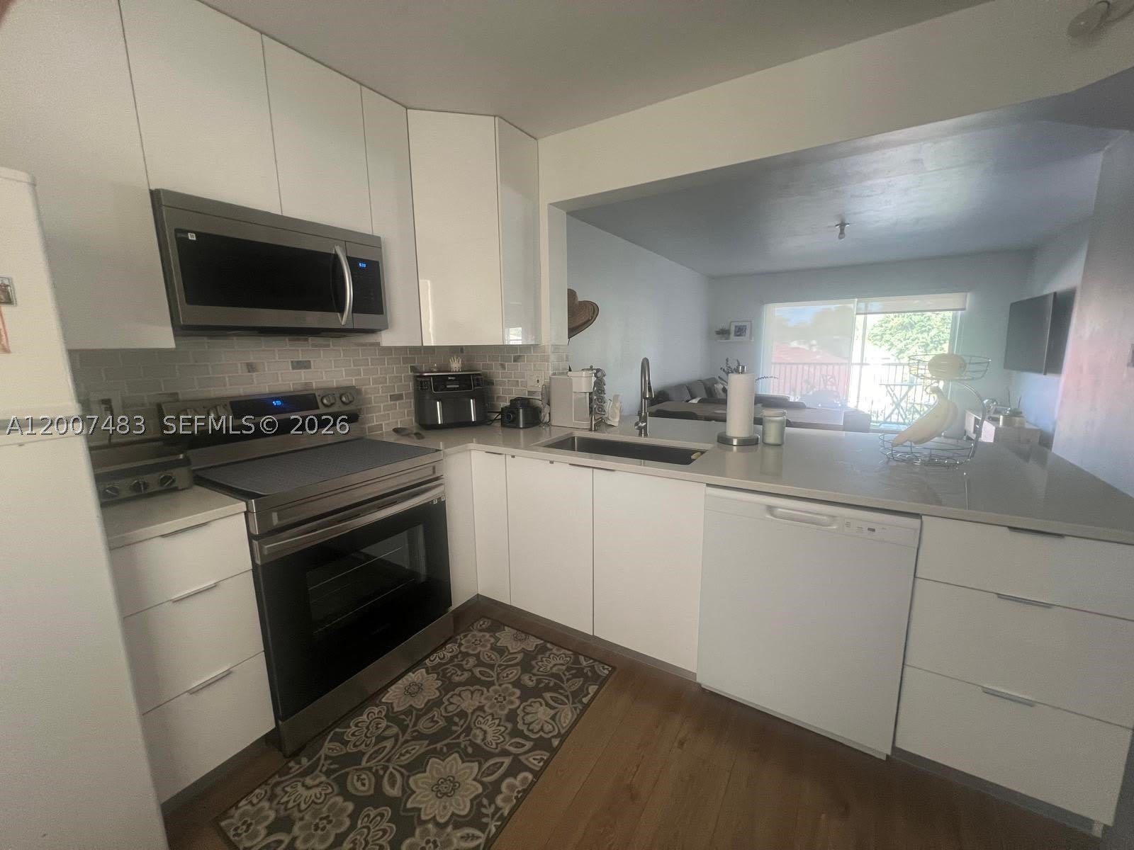 2369 NW 89th Dr – photo 5