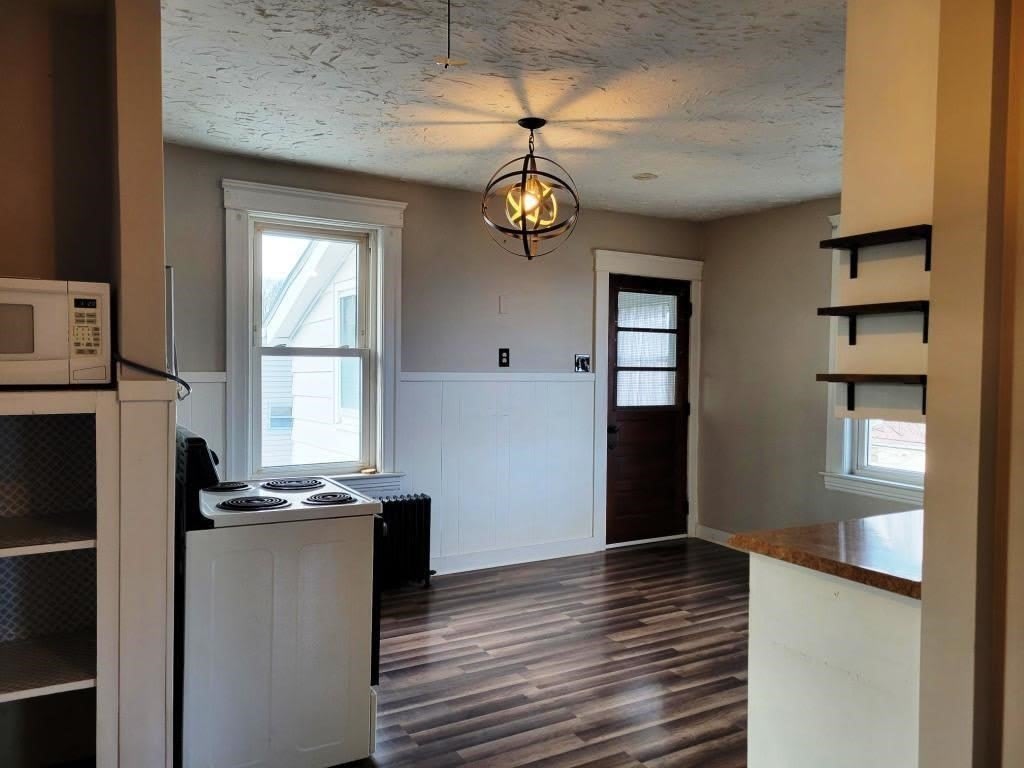 755 Franklin St – photo 5