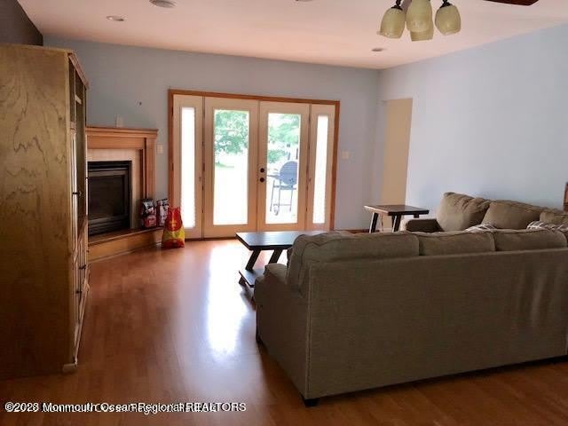 223 Lewis Street – photo 5