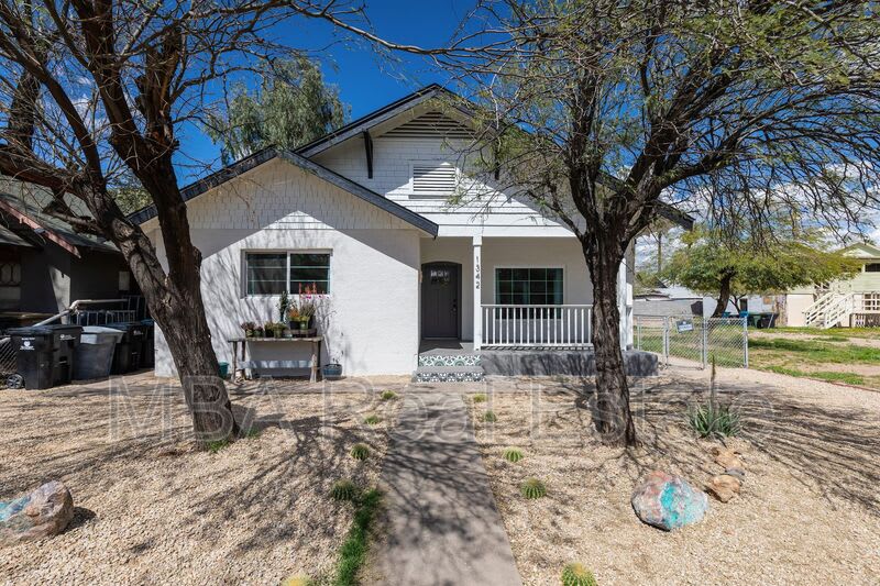 1342 W Monroe St – photo 1
