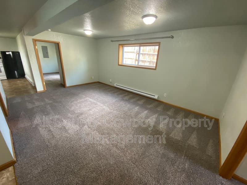1557 Jefferson St – photo 3
