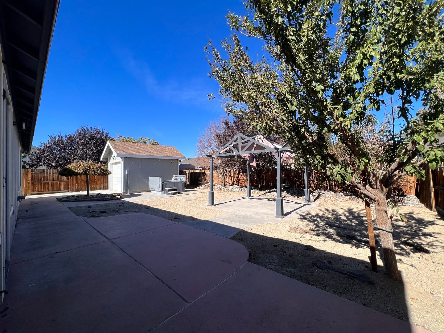 2 bedroom 2 bath Fernley Home – photo 4