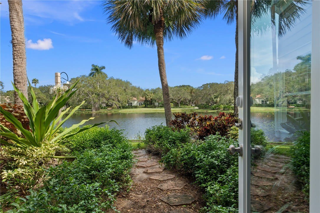 8745 Lakeside Boulevard – photo 2