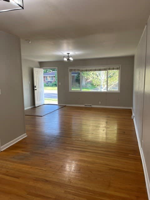 3230 West Grand Avenue – photo 3
