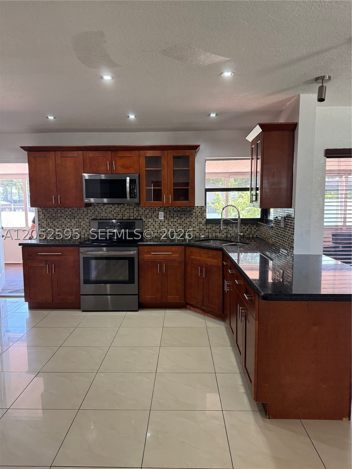 8240 NW 181st St – photo 4