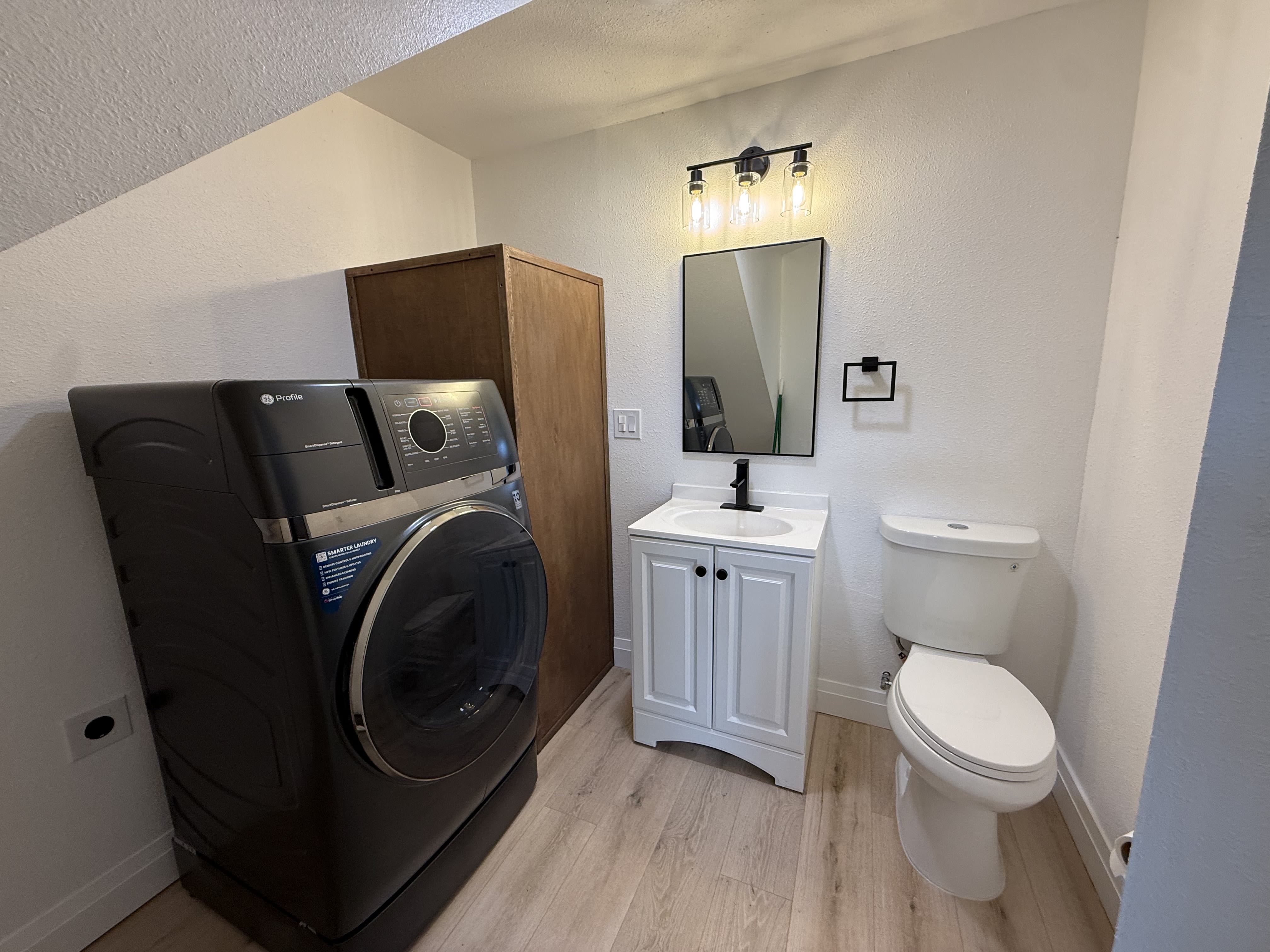 1735 Southeast 7th Avenue – photo 5