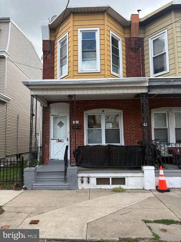 604 Hunter Street – photo 1