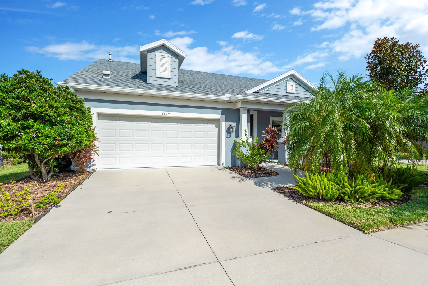 3 Bedroom 3 Bathroom Pool Home – photo 1