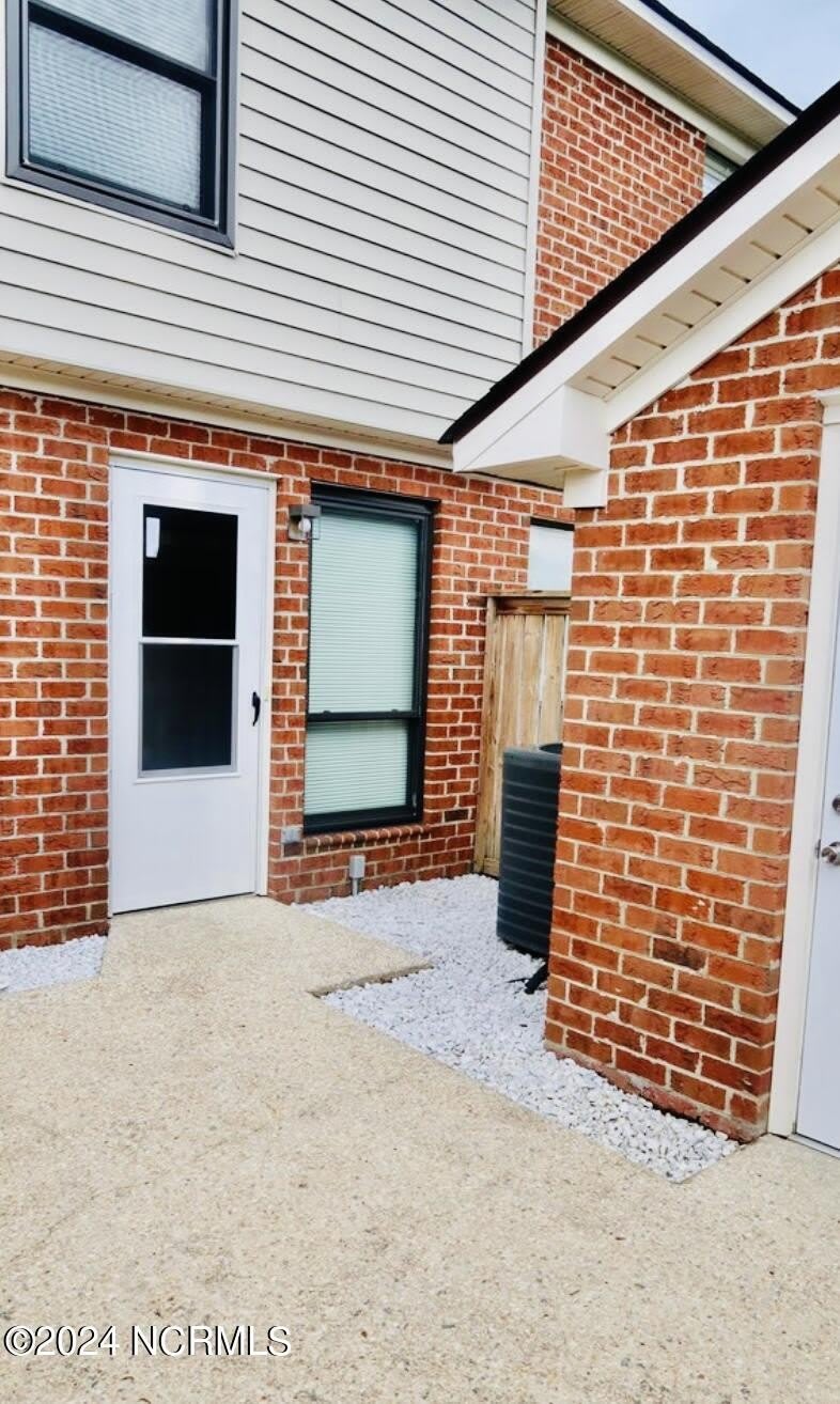 19 Upton Court – photo 2