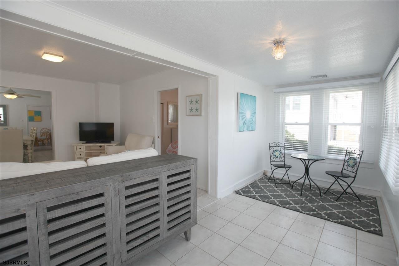 104 N 35th Ave – photo 5