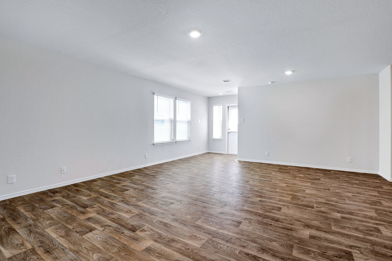 Spacious Whisper Falls Home with Dual Living Areas & Large Backyard – photo 2