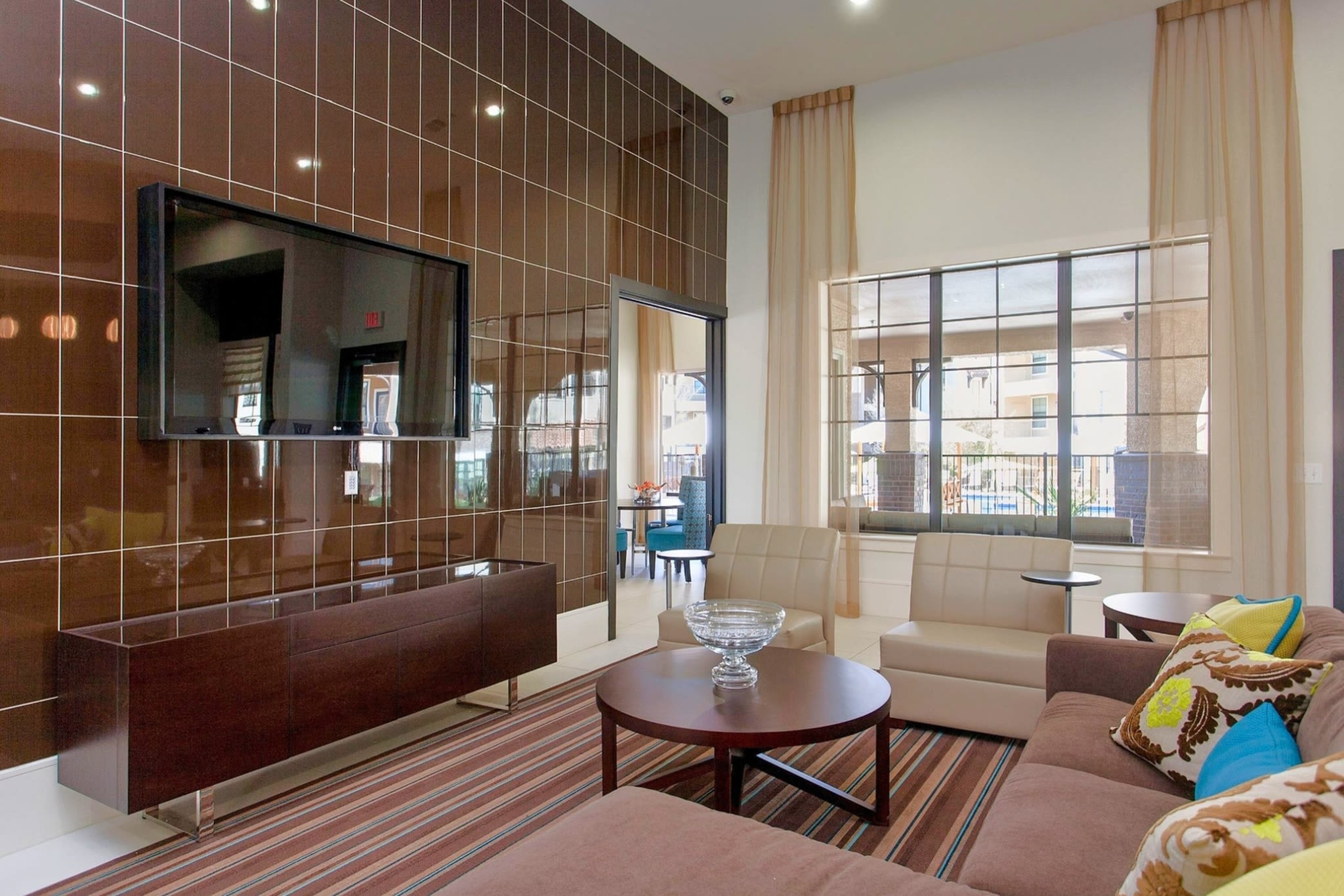 Ladera Apartment Homes – photo 4