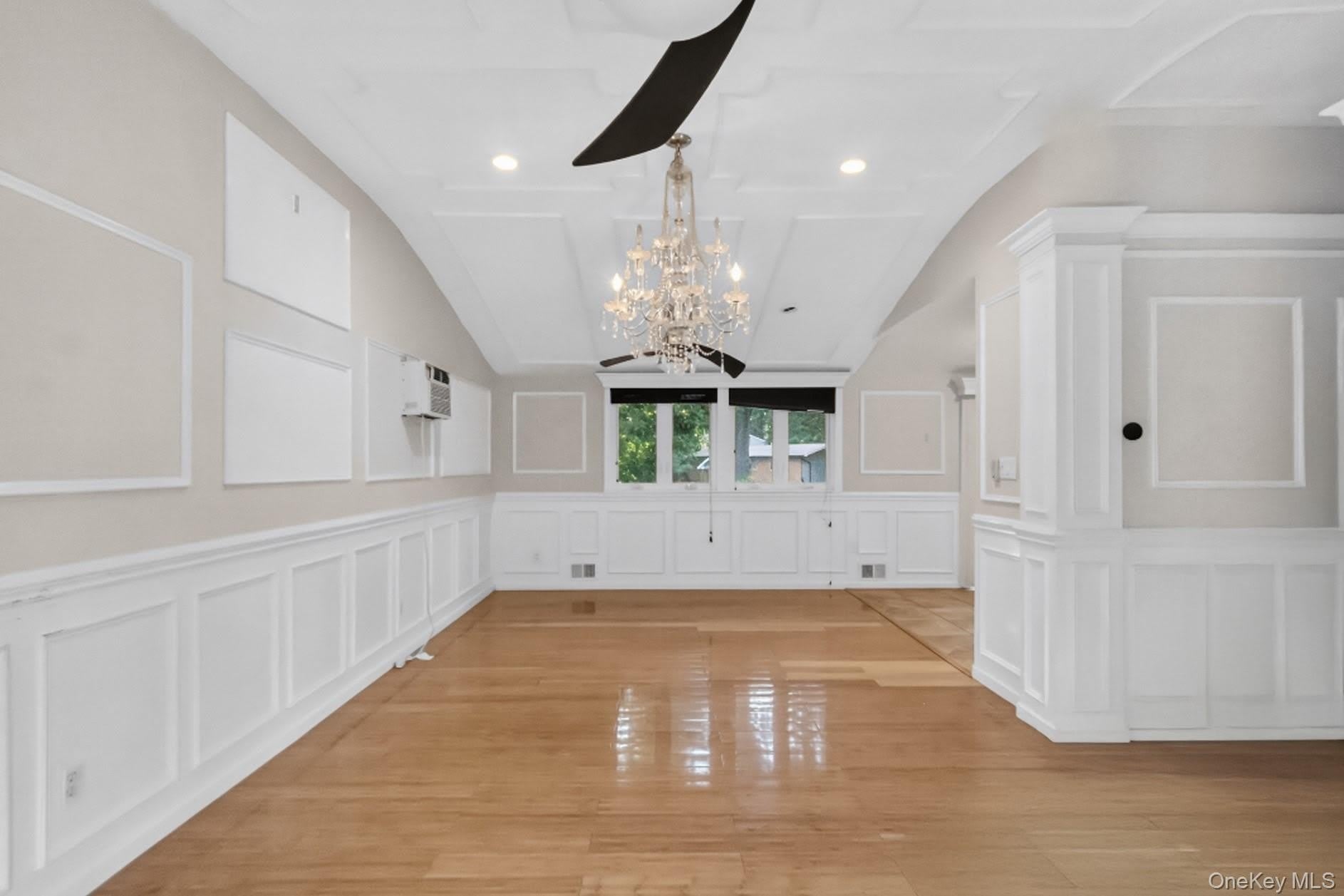 14 Branch Lane – photo 3