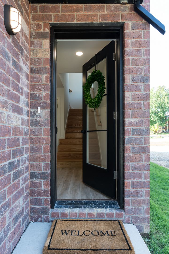 Modern 4 bedroom 3 bath near Razorback campus – photo 4