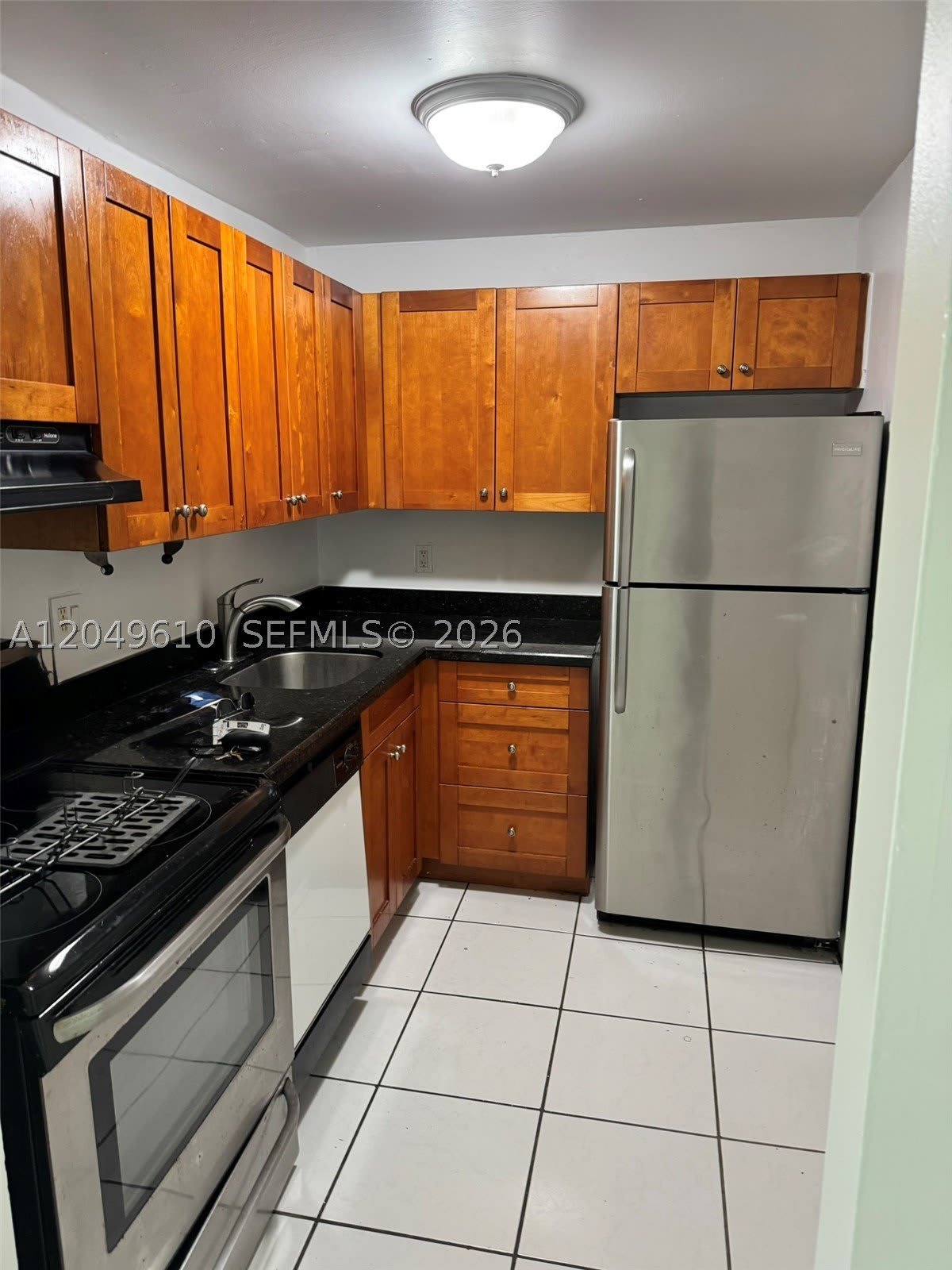8511 Nw 8Th St – photo 1