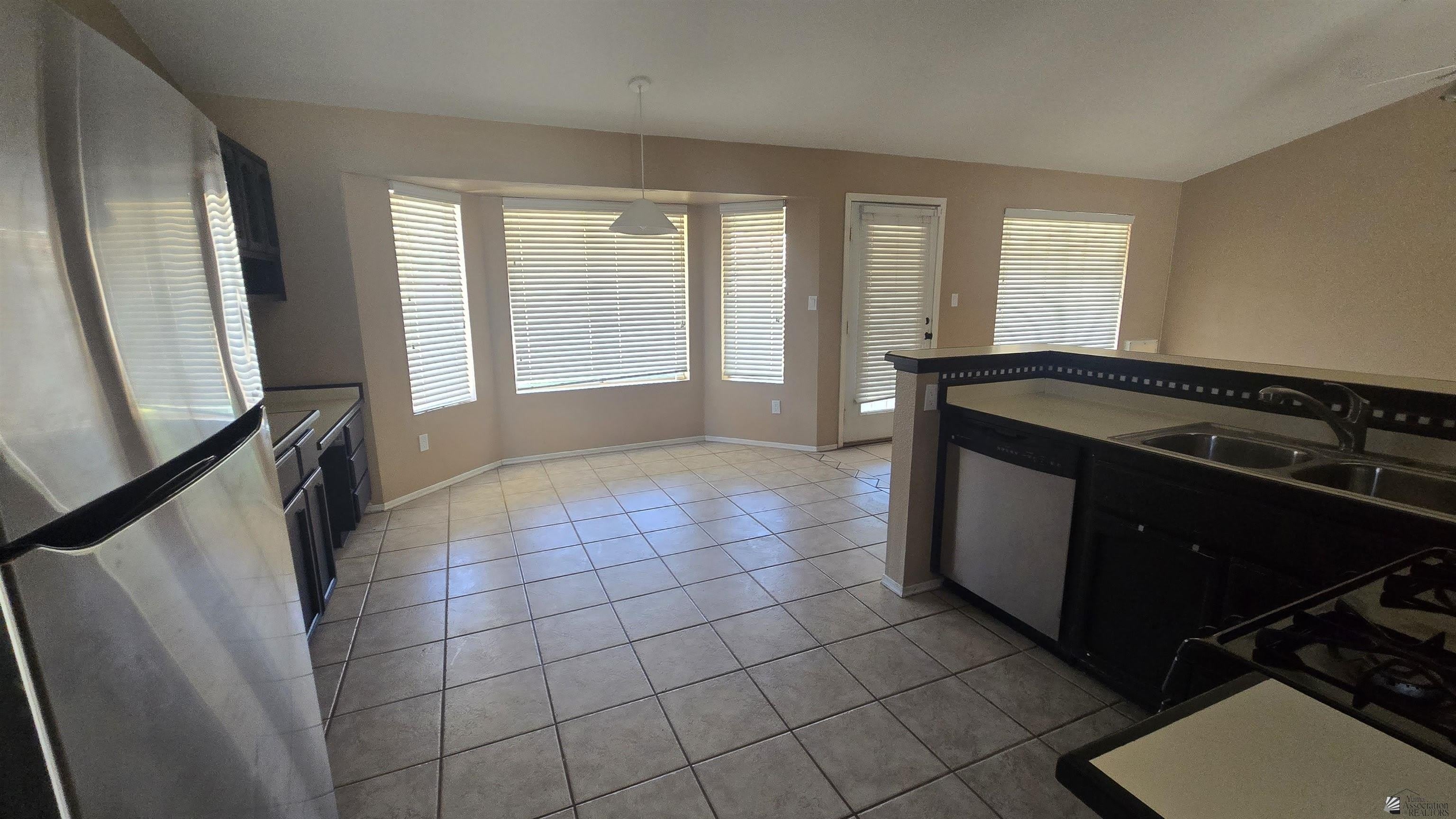 1541 S 34 Ave – photo 5