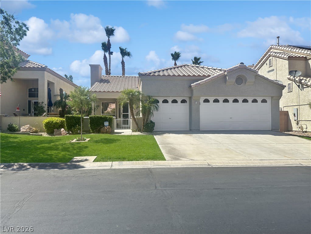 1506 Emerald Peak Avenue – photo 2