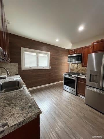 1255 Waterman Street – photo 4