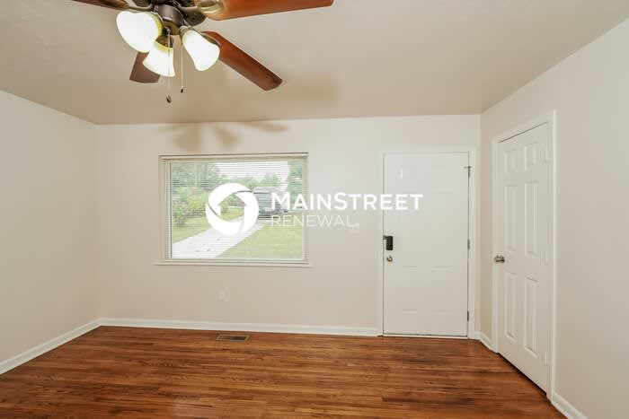 7509 Faye Street – photo 5