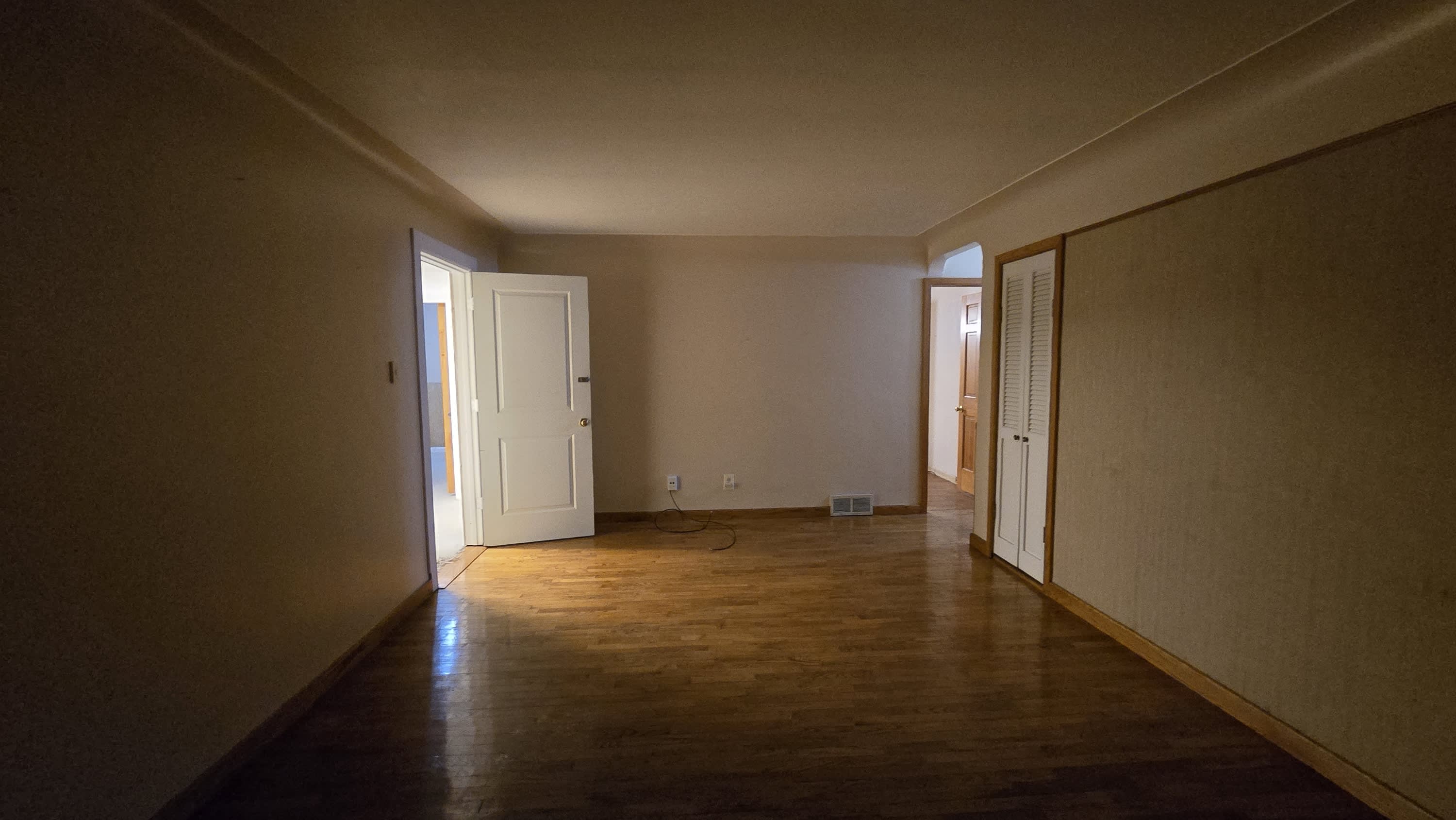 410 Allendale – photo 4