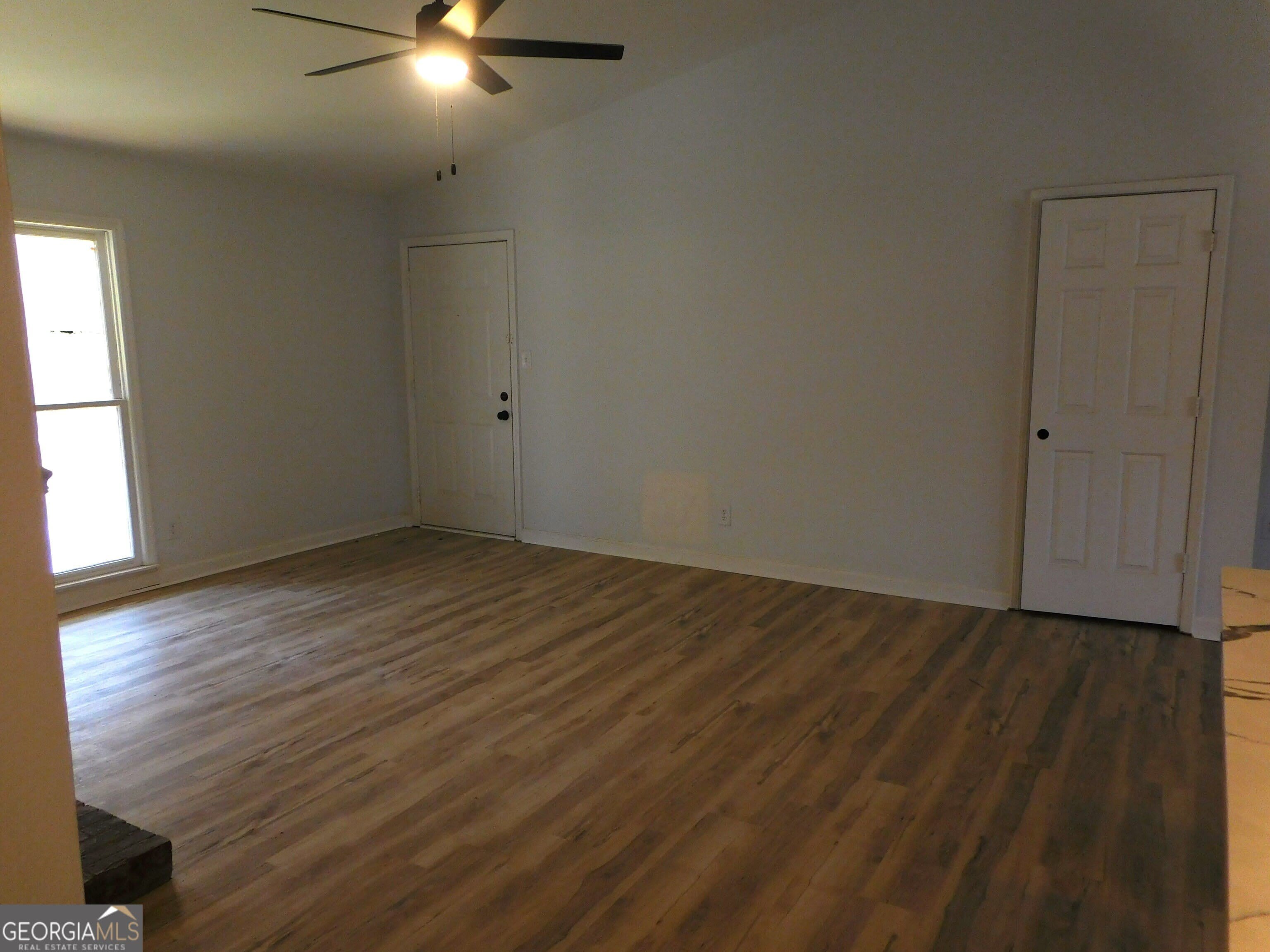 1286 Britain Drive – photo 4
