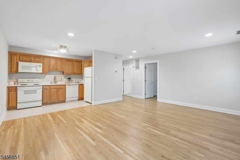 53-55 Broadway – photo 3