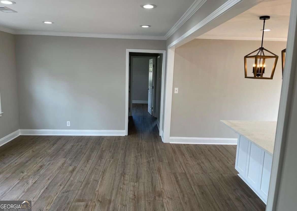 2463 Wayne Street SW – photo 3