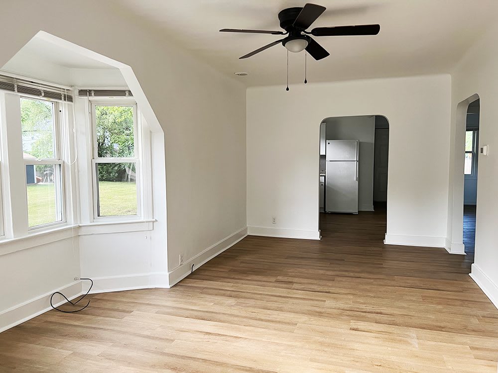 46 W Evelyn Ave – photo 4