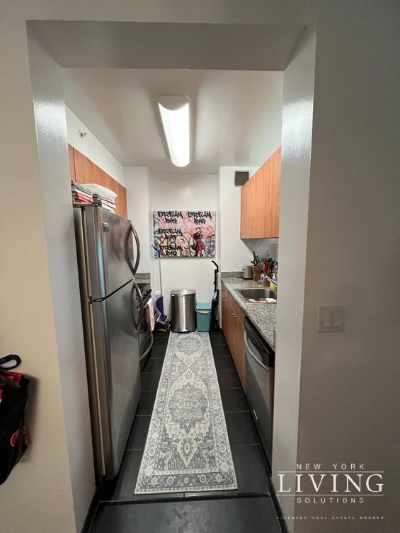 455 West 37Th Street – photo 4