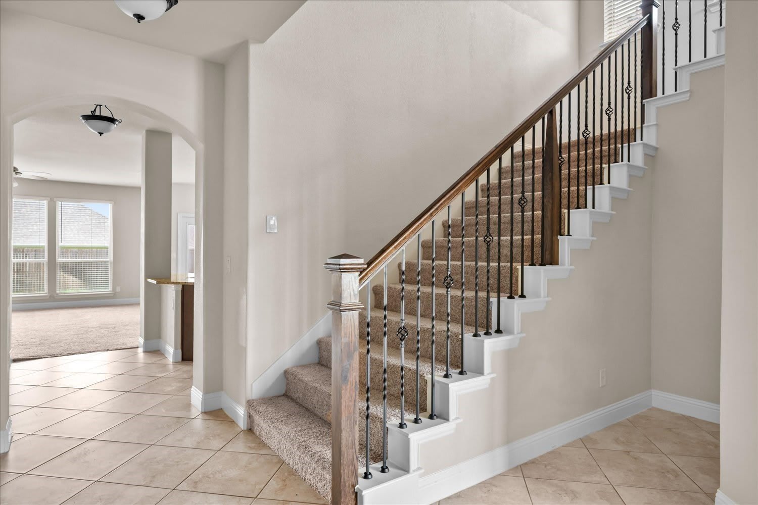 350 Red Cedar Drive – photo 3