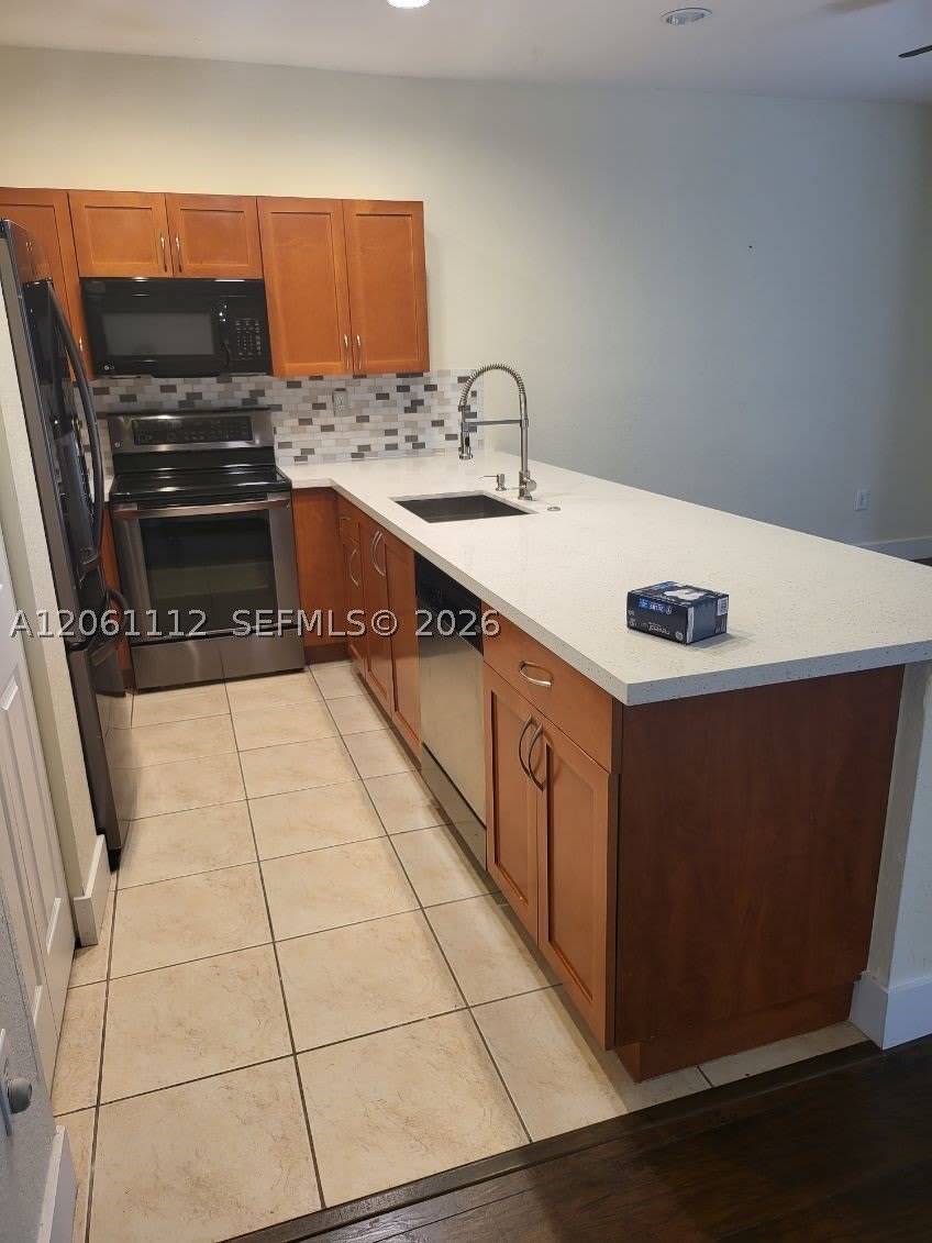 14103 SW 49th St – photo 4