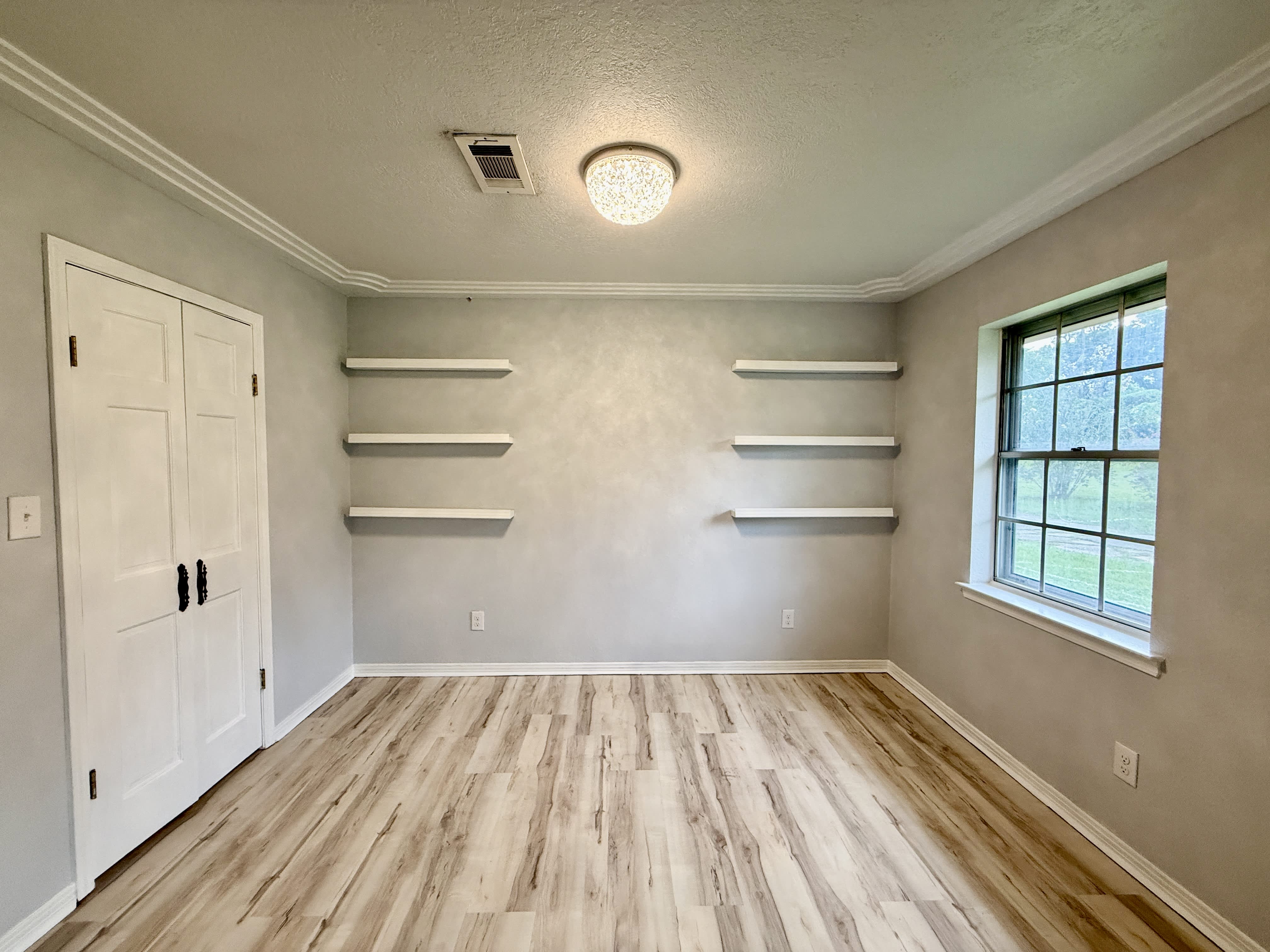 9681 Pinecone Dr – photo 4