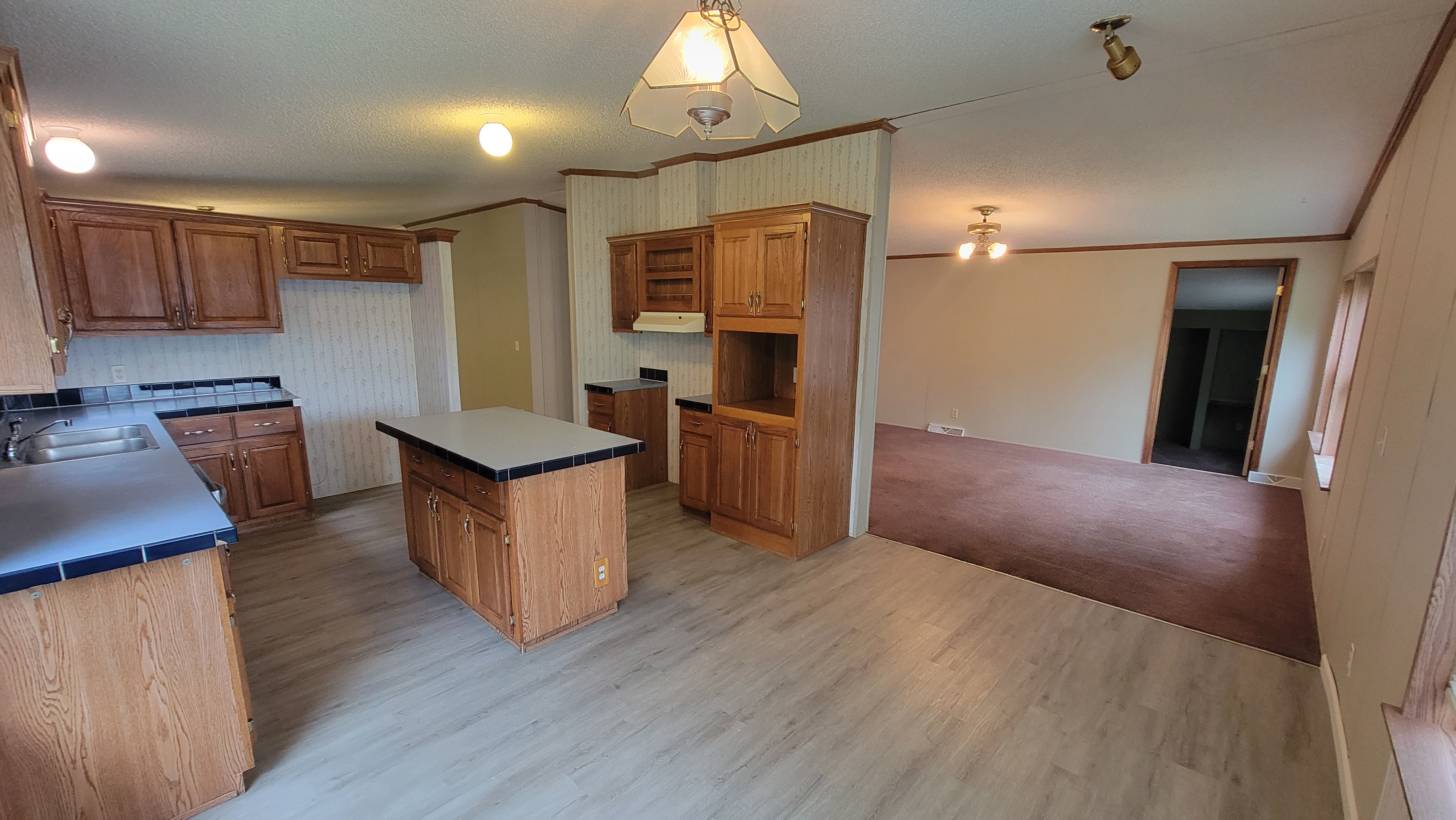 1634 Hilda St – photo 5