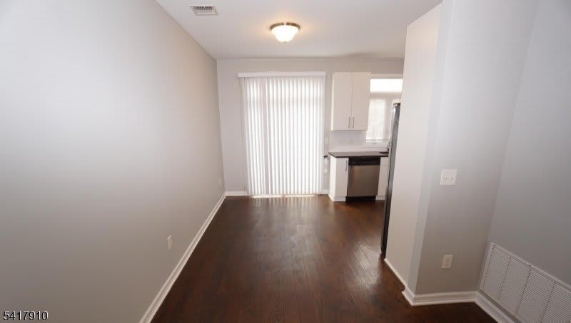 1299 Saint Georges Ave – photo 3