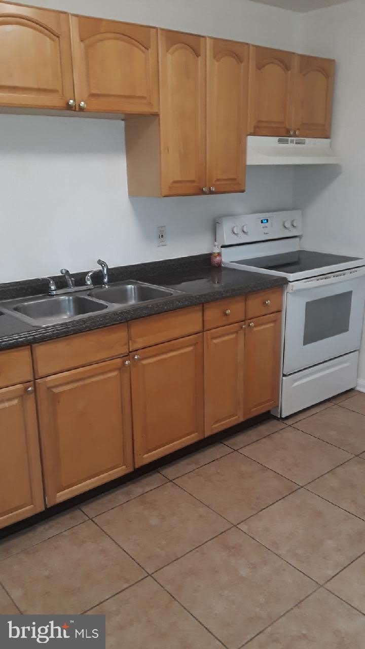 118 WEBER Street – photo 4