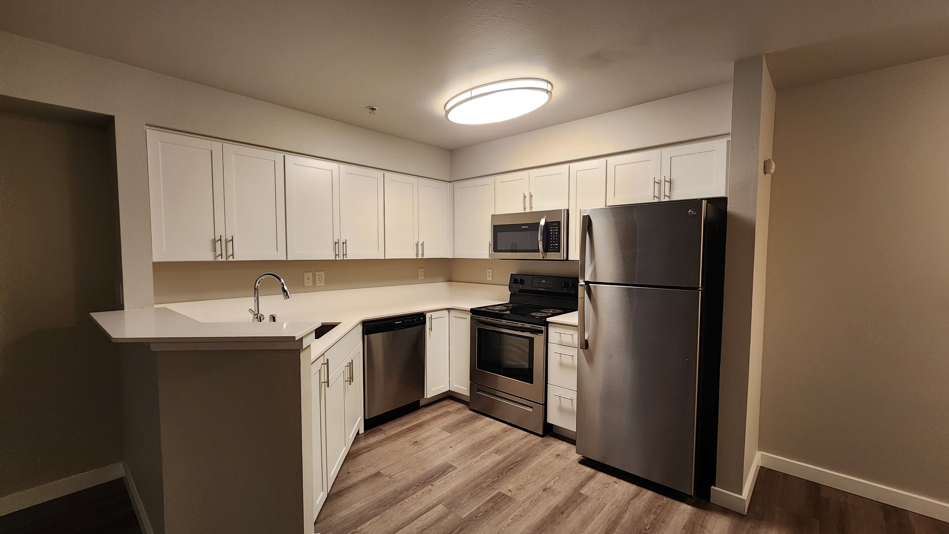 95 Burnett – photo 1
