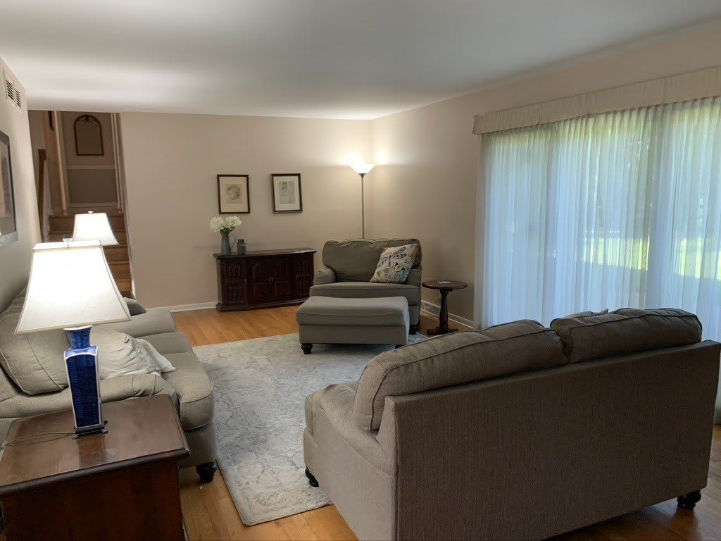 1126 Laurel Lane – photo 3
