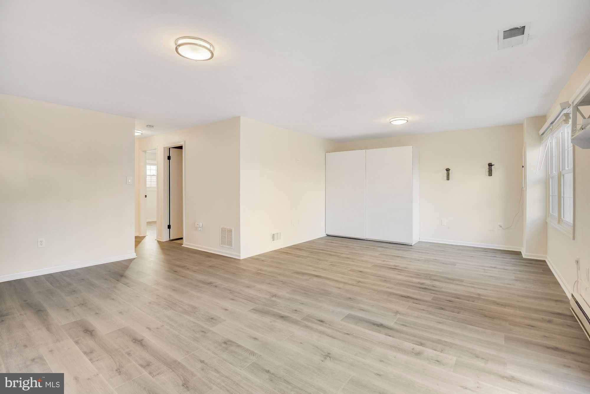 7572 WESTLAKE Terrace – photo 3