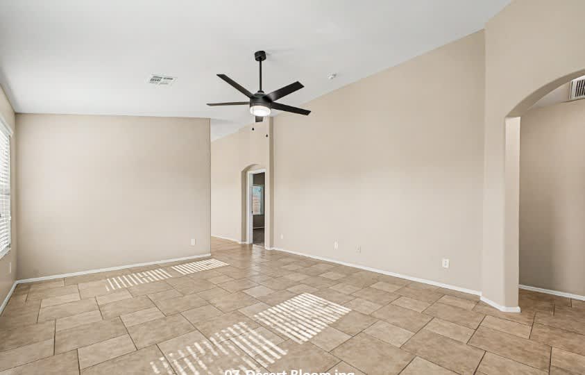 23765 West Desert Bloom Street – photo 4