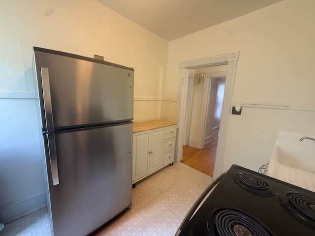 718 9th Ave W – photo 4
