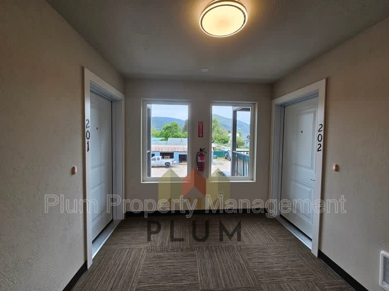 430 Minnesota Avenue – photo 3