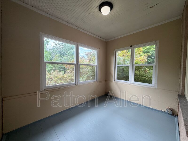 83 Edgemont – photo 5